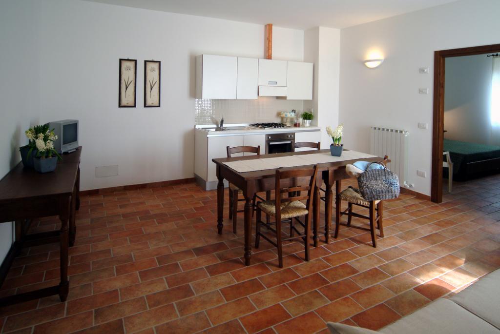 Agriturismo Casale Le Selvette Ripa 외부 사진